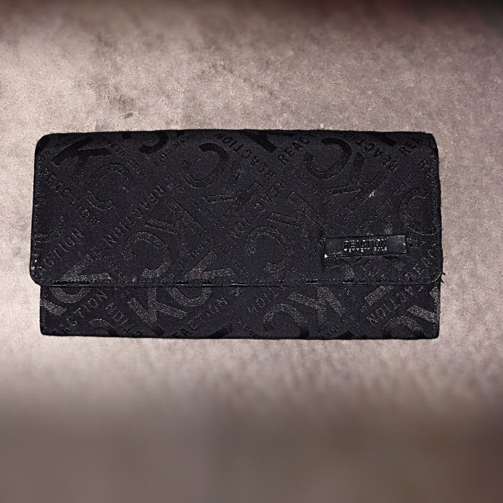 Kenneth Cole Reaction Wallet